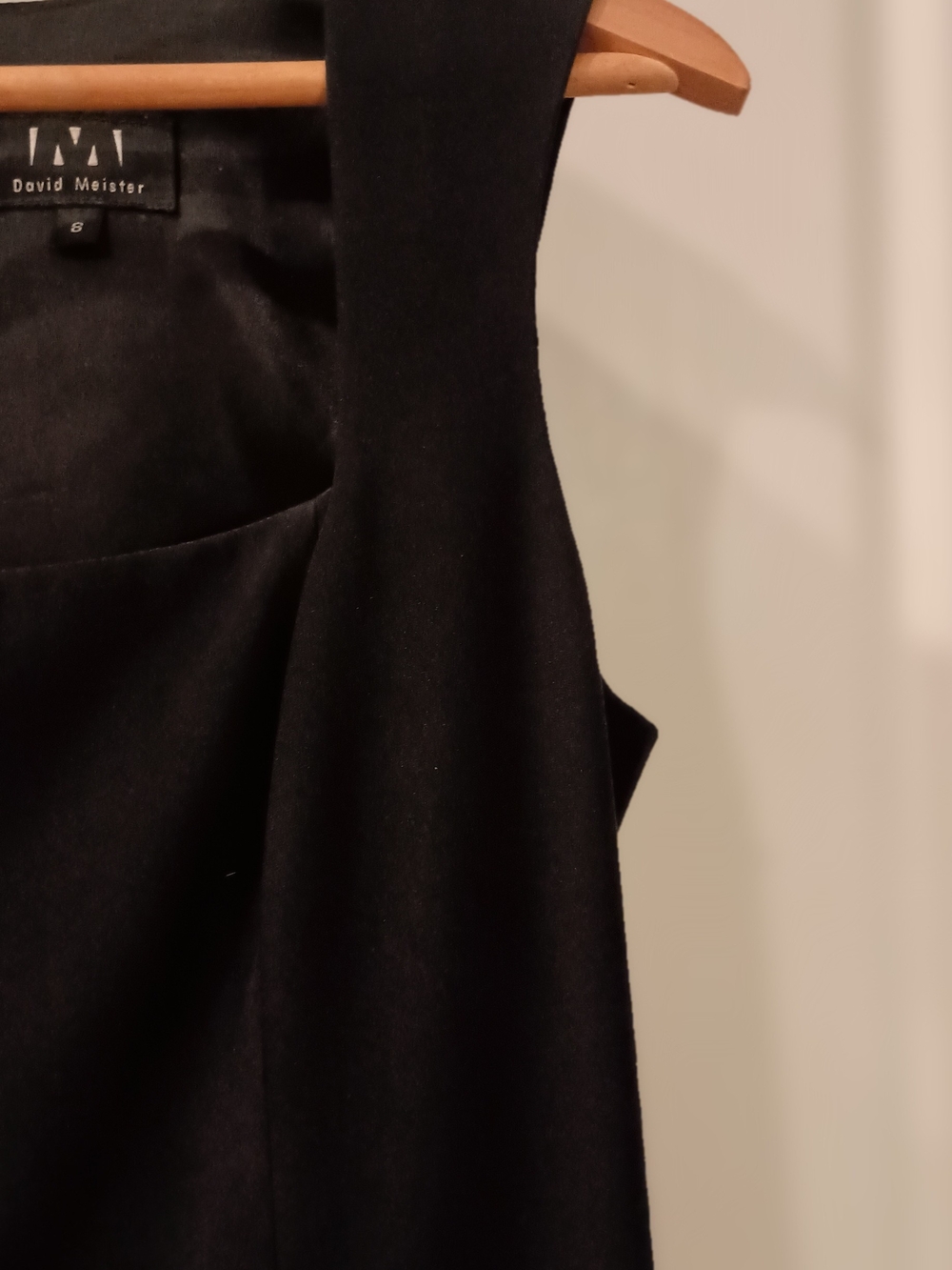 Classic Black Sleeveless Sheath Dress - Picture 2 of 8